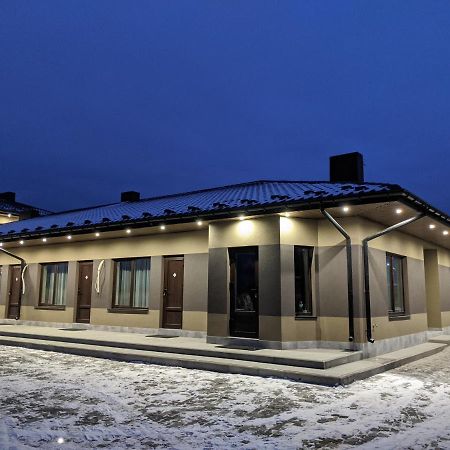 Karavan Hotel Bila Krynytsya  Екстериор снимка