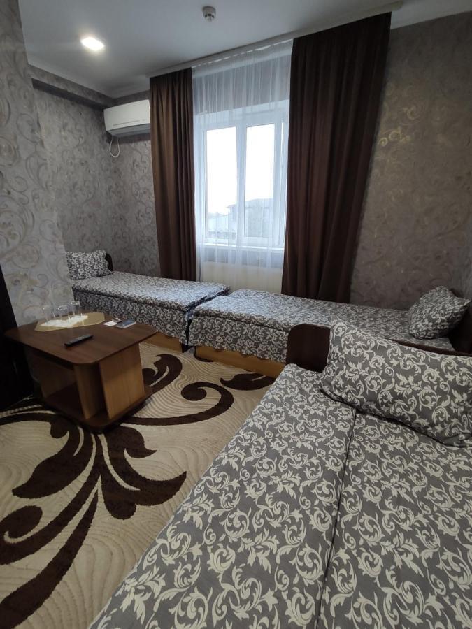 Karavan Hotel Bila Krynytsya  Екстериор снимка
