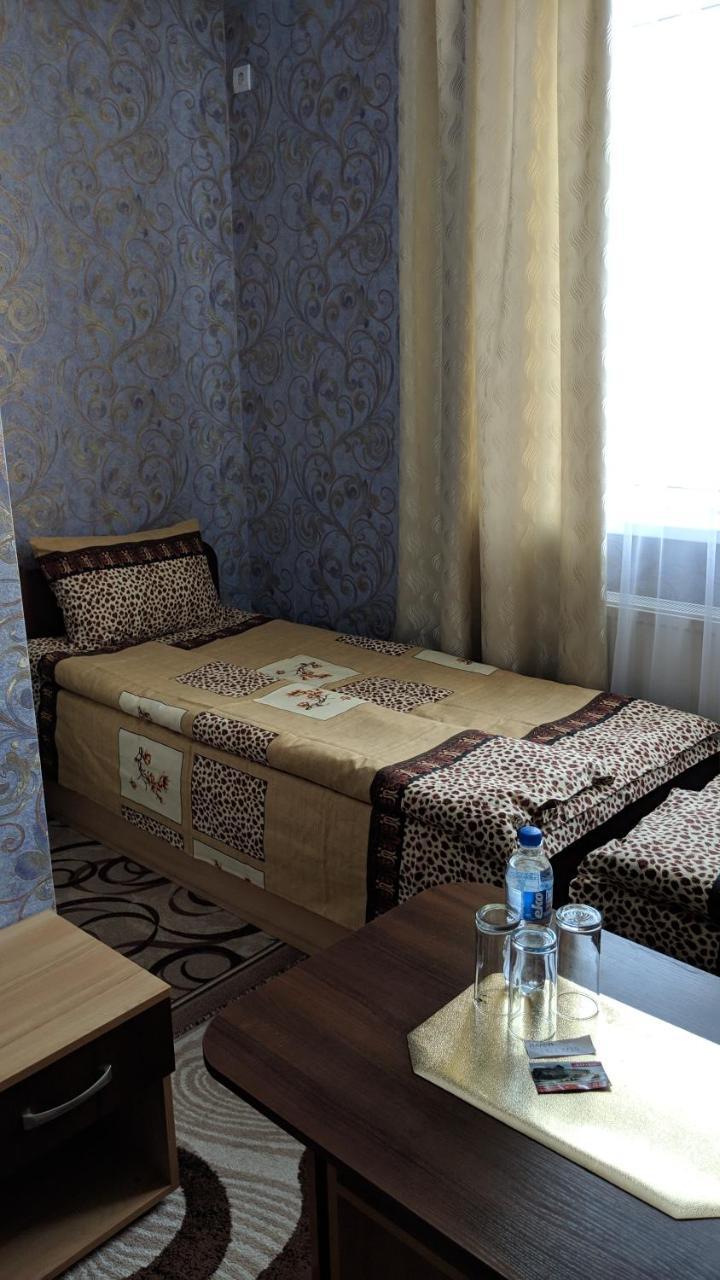Karavan Hotel Bila Krynytsya  Екстериор снимка