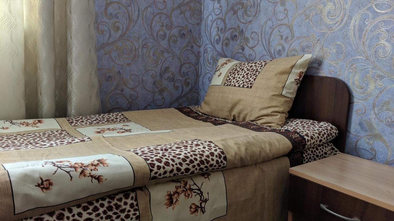 Karavan Hotel Bila Krynytsya  Екстериор снимка