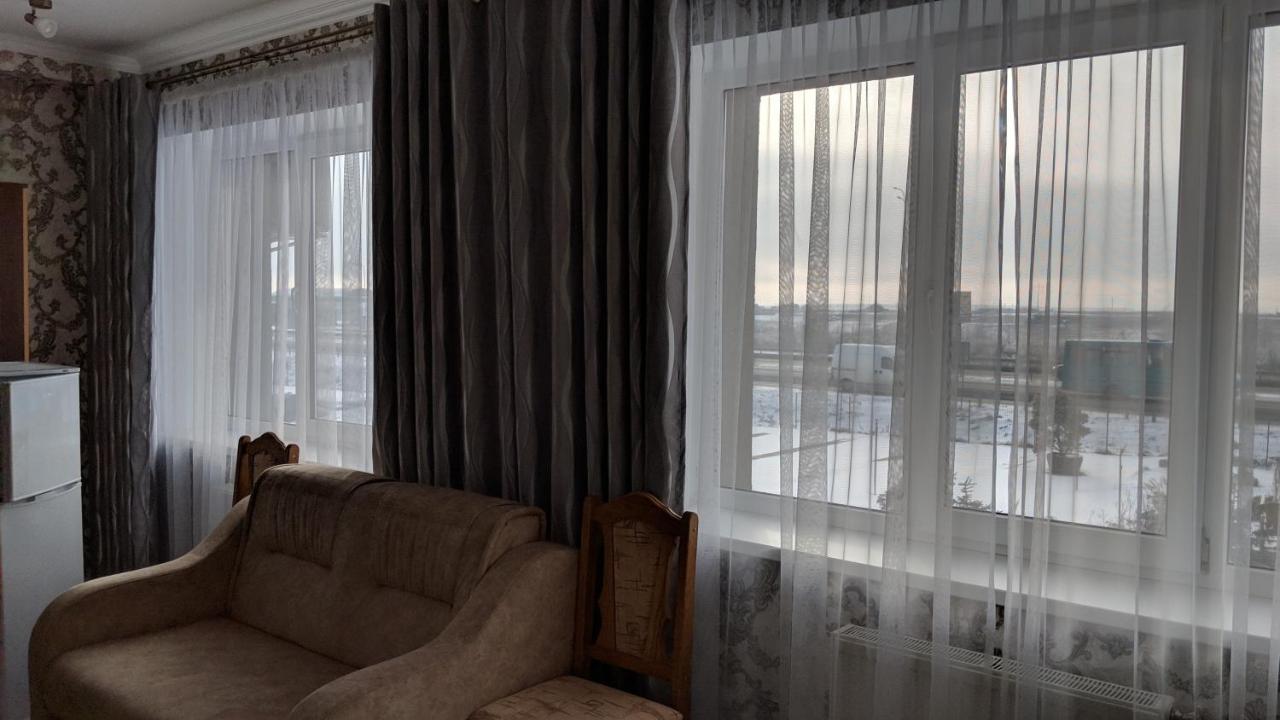 Karavan Hotel Bila Krynytsya  Екстериор снимка