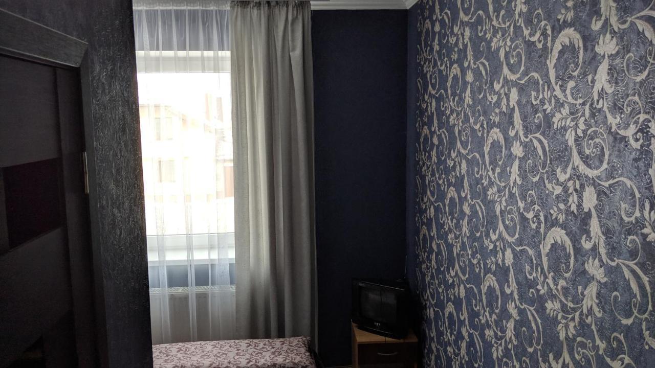 Karavan Hotel Bila Krynytsya  Екстериор снимка